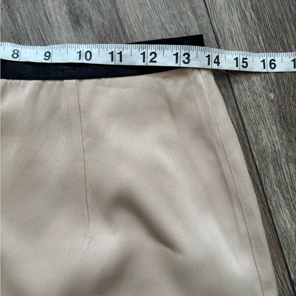 NWOT Hansen & Gratel Cream Black Mini Skirt Resort Wear - Picture 2 of 9